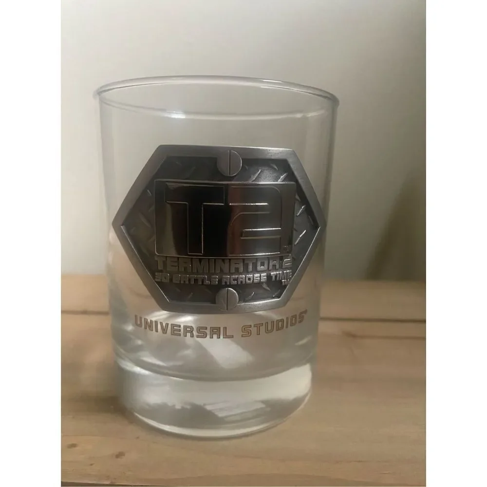 Vintage 1997 terminator 2 universal studios 14oz glass